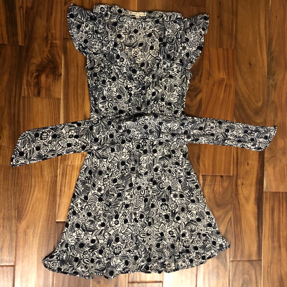 Silk dress floral, worn once